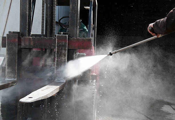 Best Pool Deck Cleaning  in Atlanta, IL
